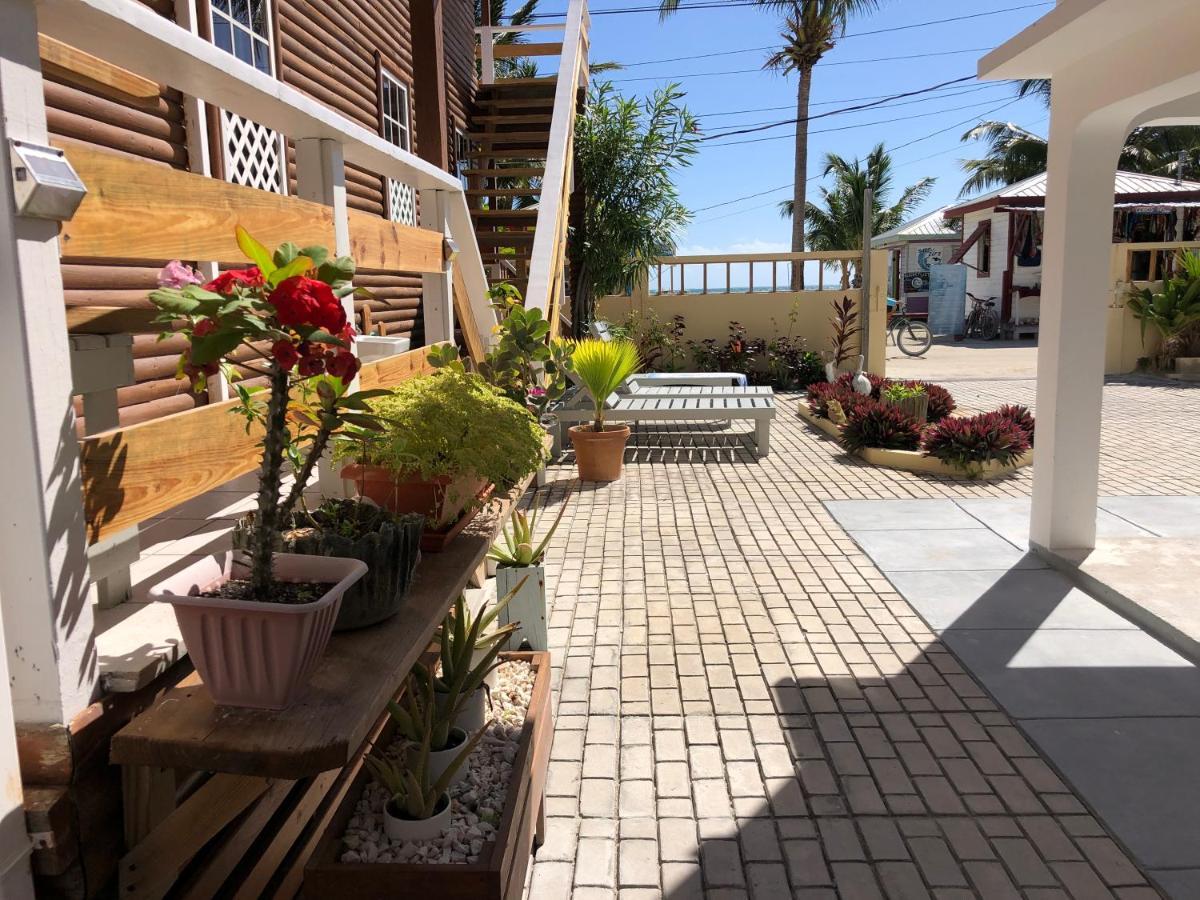 Blue Wave Guest House Cayo Caulker Exterior foto