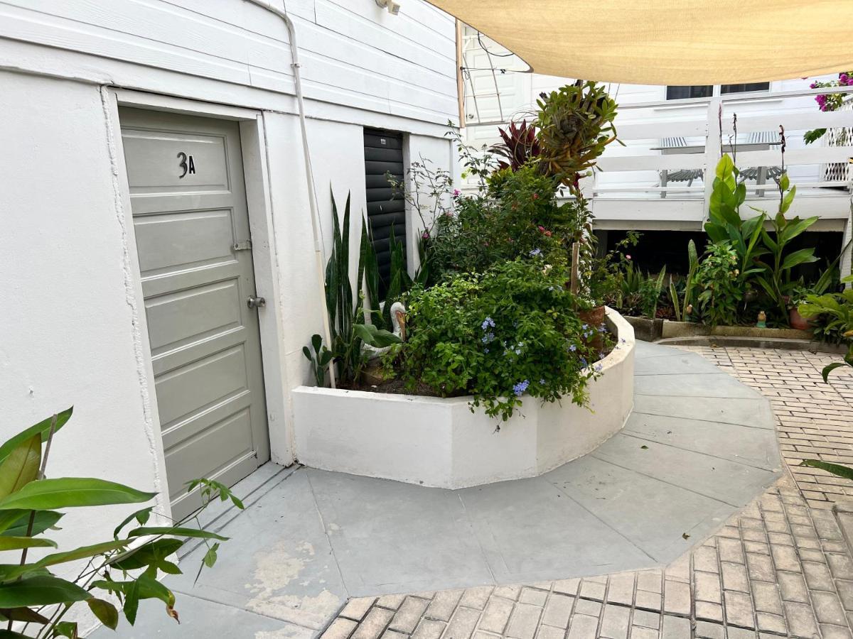 Blue Wave Guest House Cayo Caulker Exterior foto