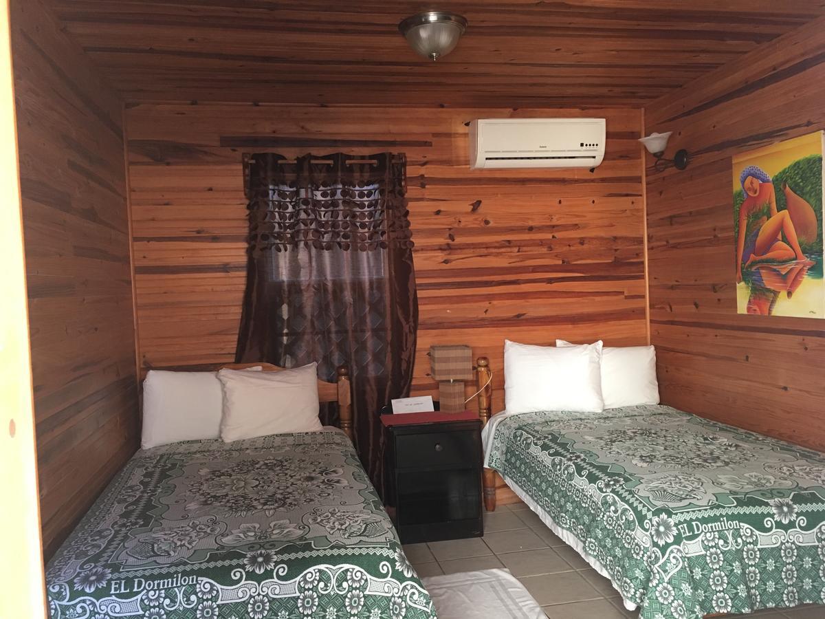 Blue Wave Guest House Cayo Caulker Exterior foto